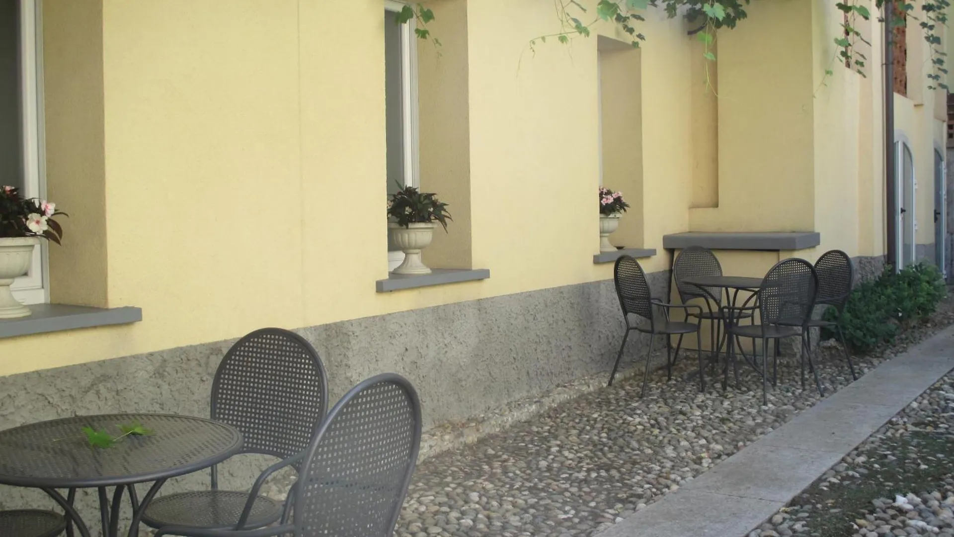 Villa Cantoni Gropello Cairoli