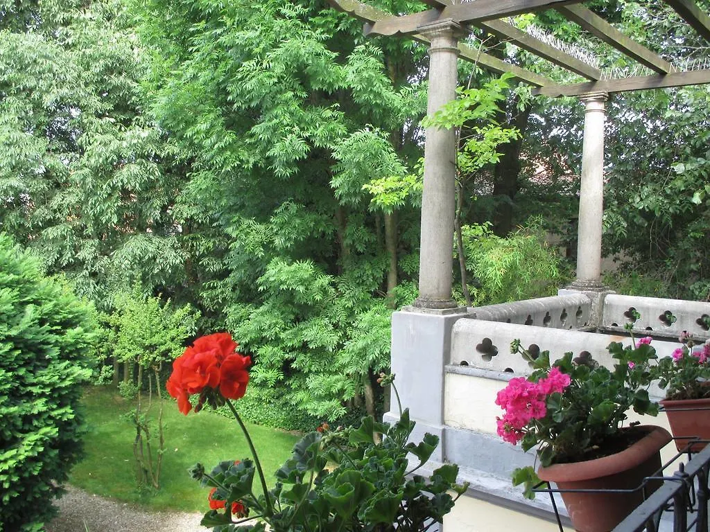 Villa Cantoni Gropello Cairoli Italië