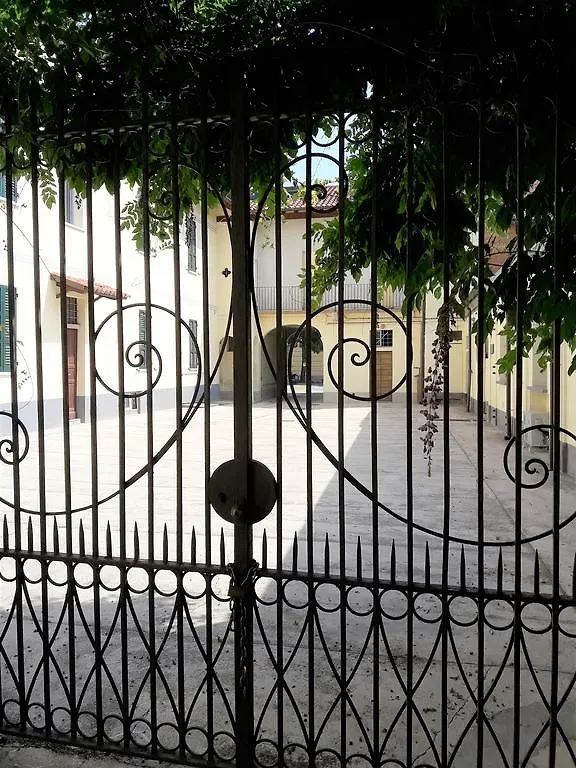 Villa Cantoni Gropello Cairoli 0*,  Italië